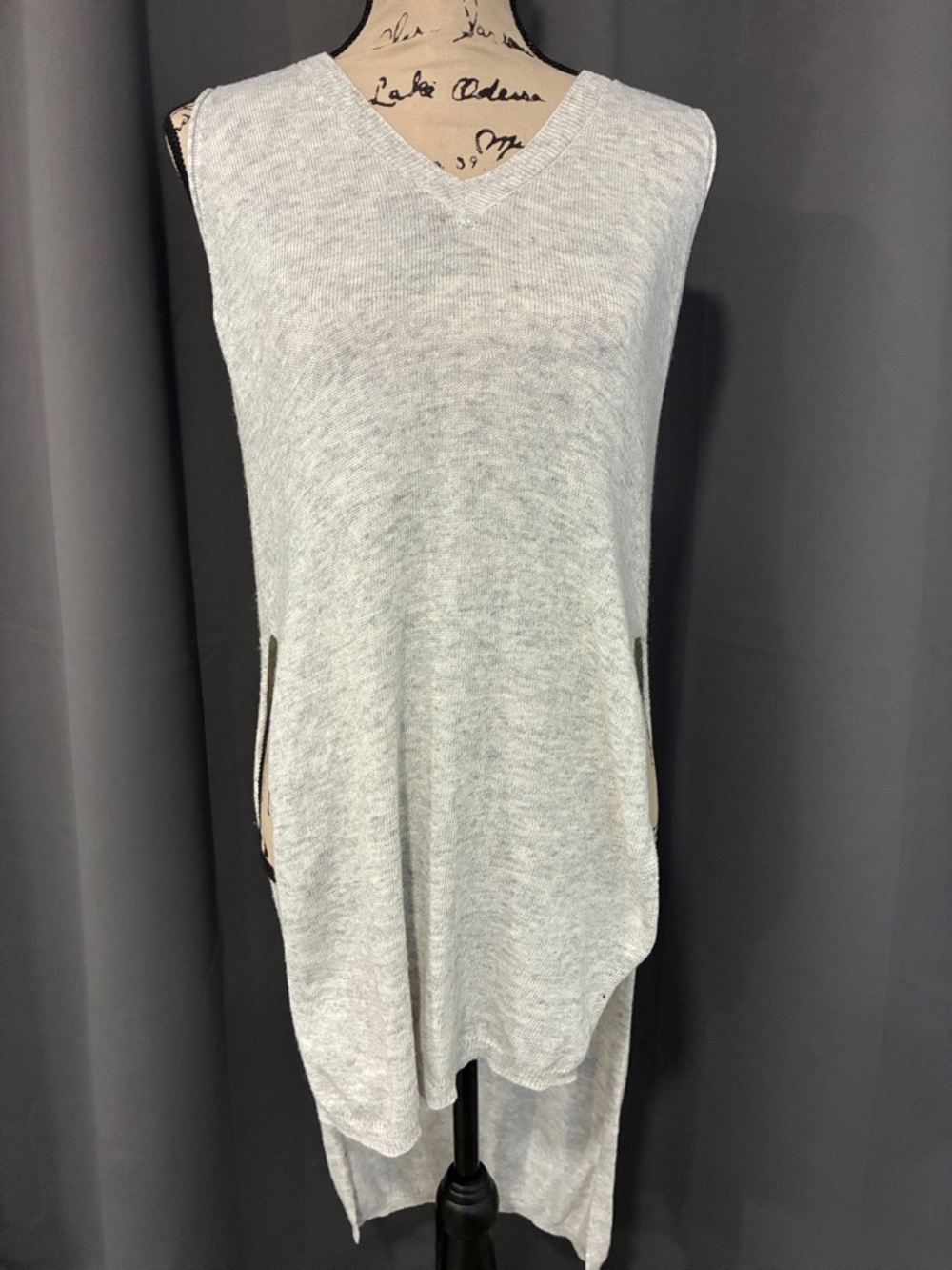 Sleeveless V-Neck Long Knit Tunic Vest - Light Gray